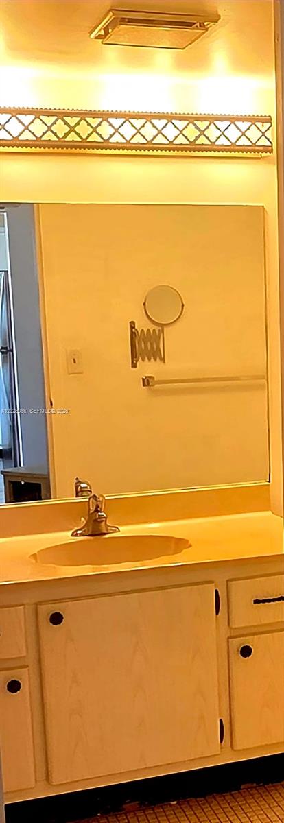 CYPRESS CHASE CONDO NO 2 - Residential