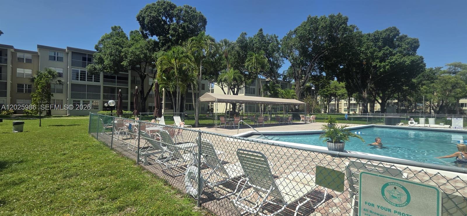 CYPRESS CHASE CONDO NO 2 - Residential