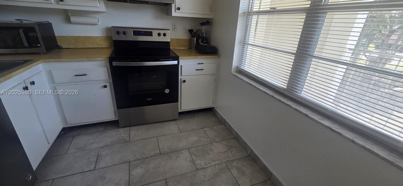 CYPRESS CHASE CONDO NO 2 - Residential