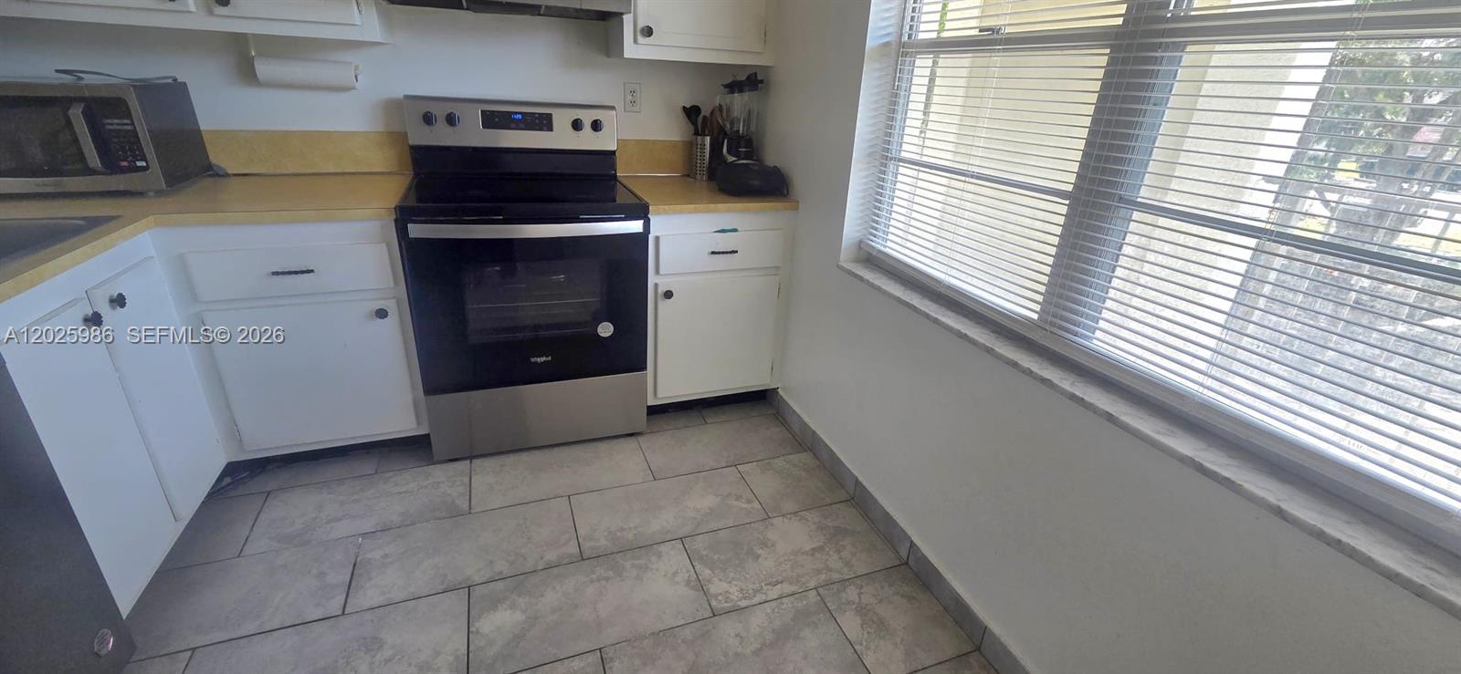 CYPRESS CHASE CONDO NO 2 - Residential