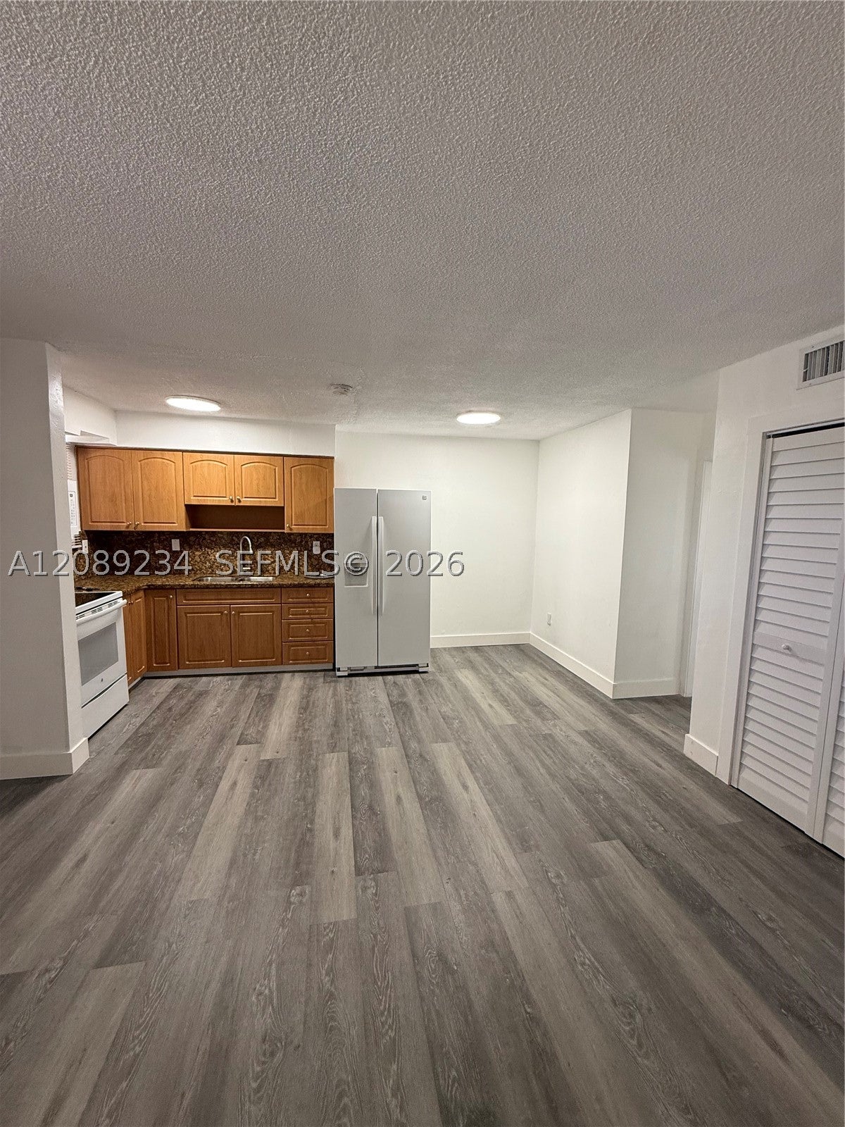 2385 NW 11th St