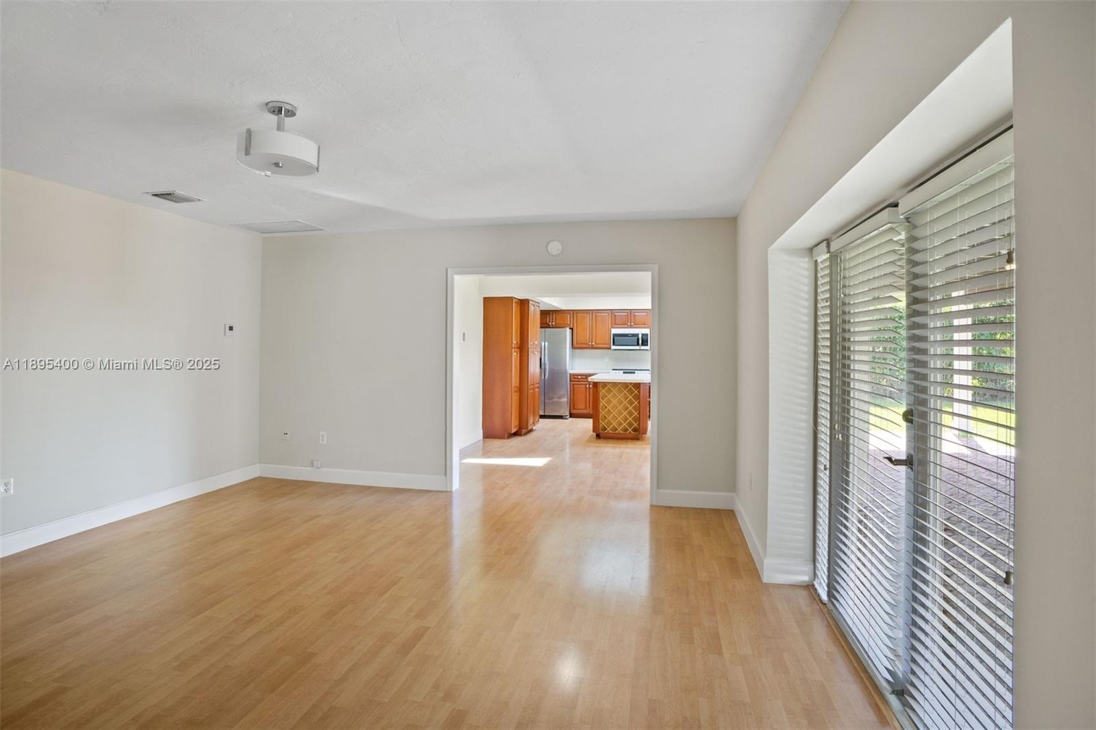 KINGS CREEK - Residential Lease