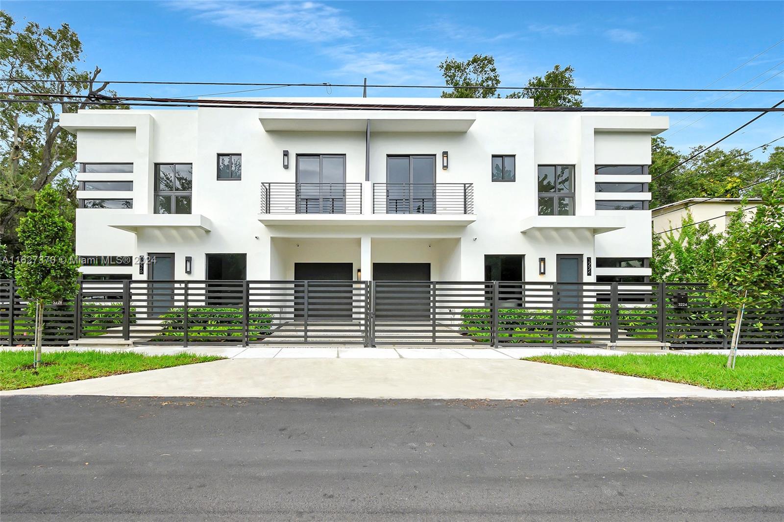 Property for Sale at 3224 Elizabeth St, Miami, Broward County, Florida - Bedrooms: 4 
Bathrooms: 4  - $2,150,000