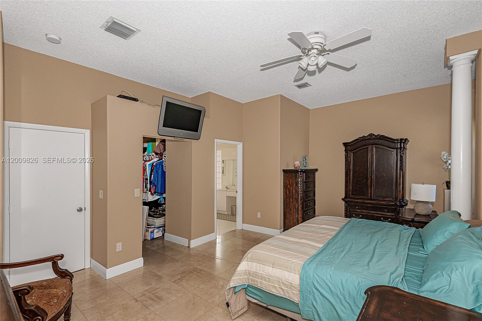 TOWNGATE - Residential