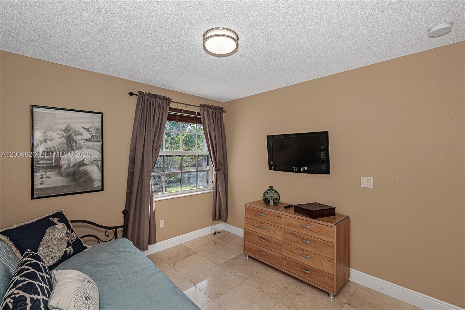 TOWNGATE - Residential