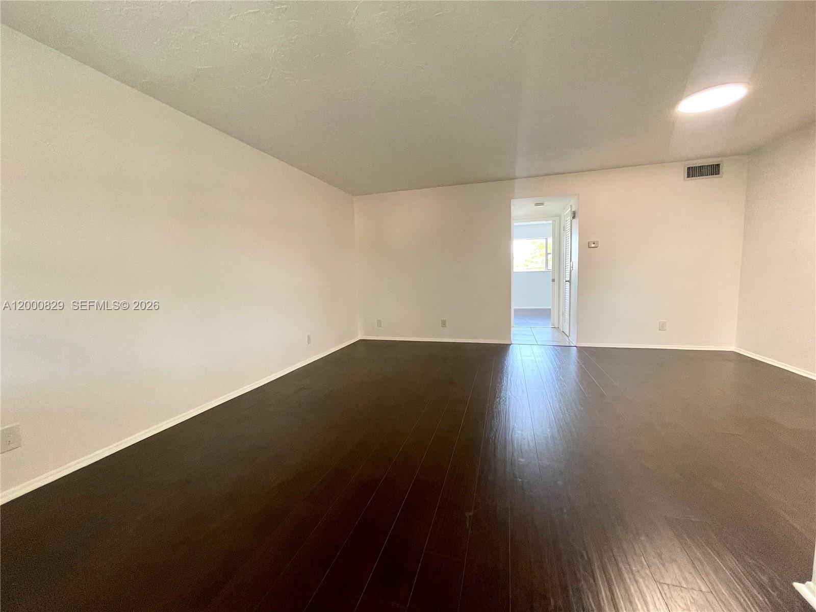 PARADISE BY THE SEA CONDO - Residential Lease