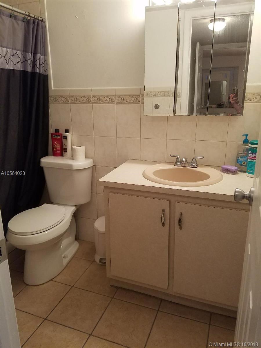 CASTILLIAN CLUB CONDO - Residential Lease