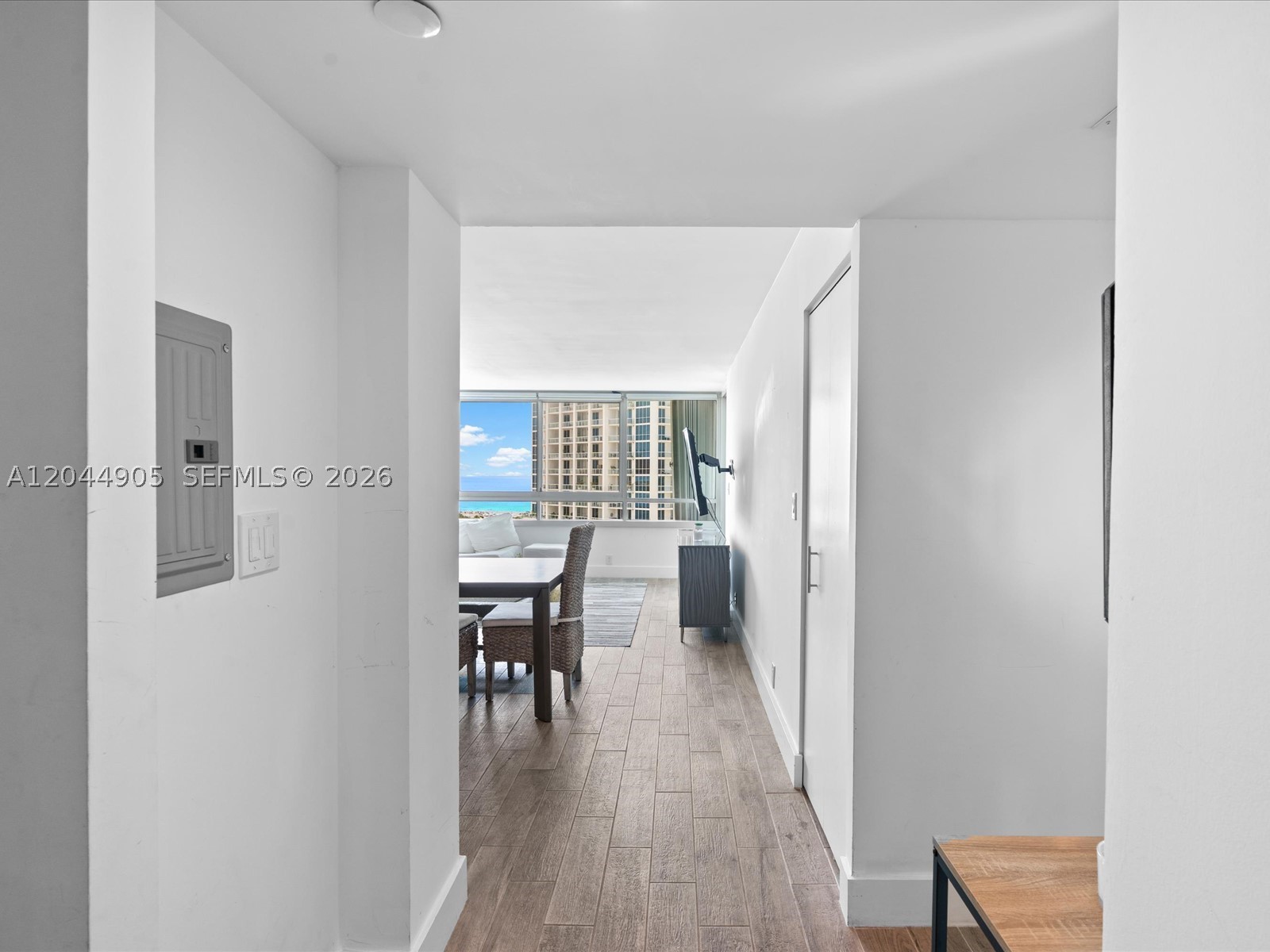 400 S Pointe Dr 1102