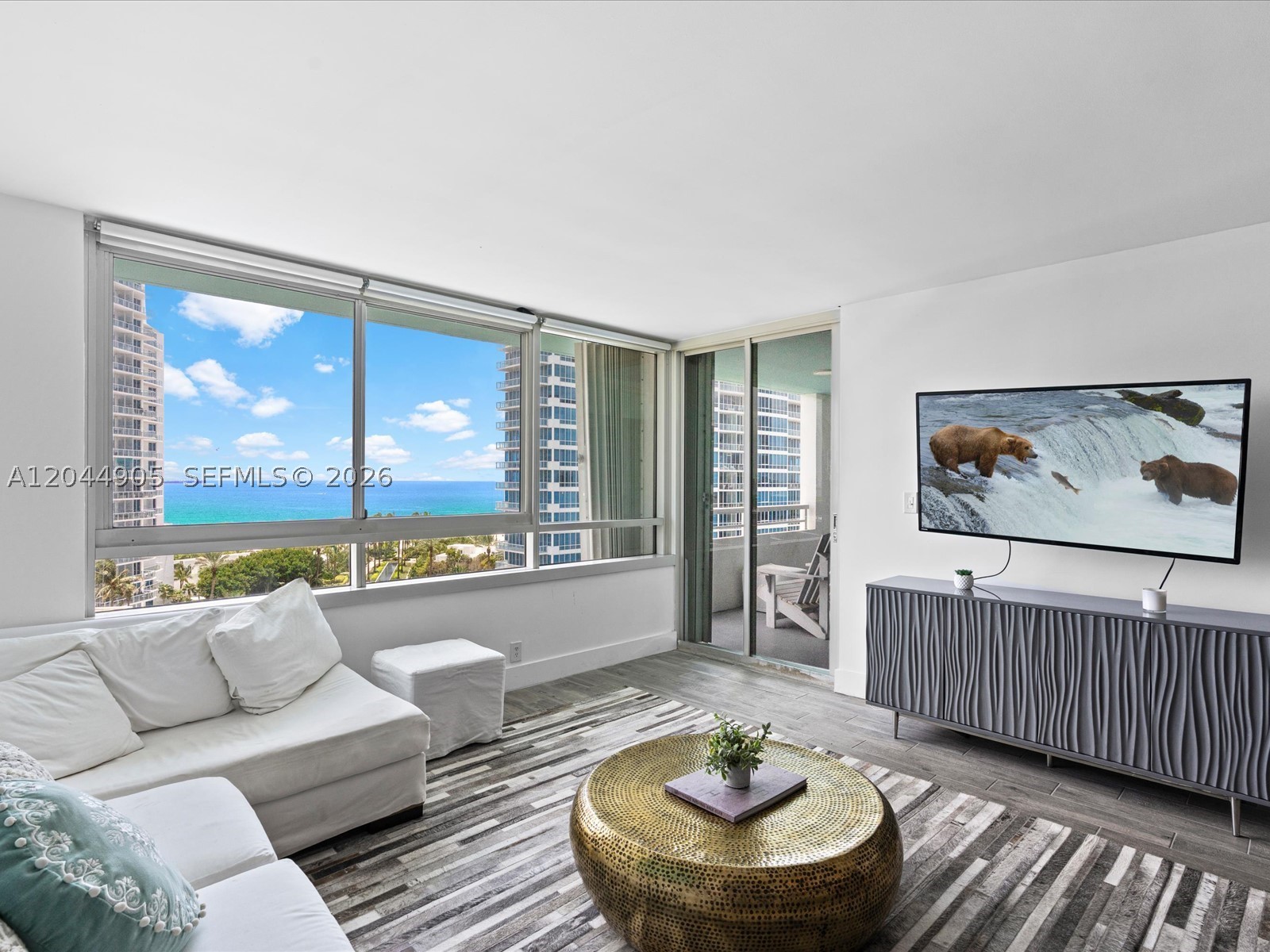 400 S Pointe Dr 1102