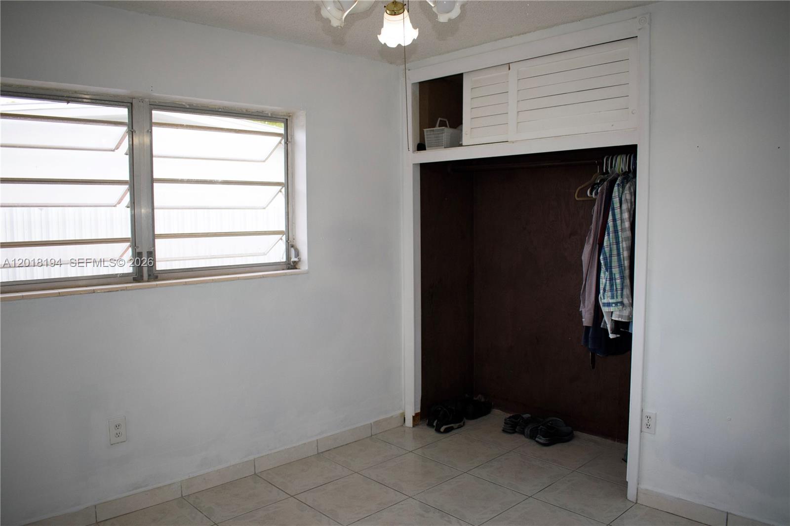 PALM SPRINGS ESTS 9TH ADD - Residential