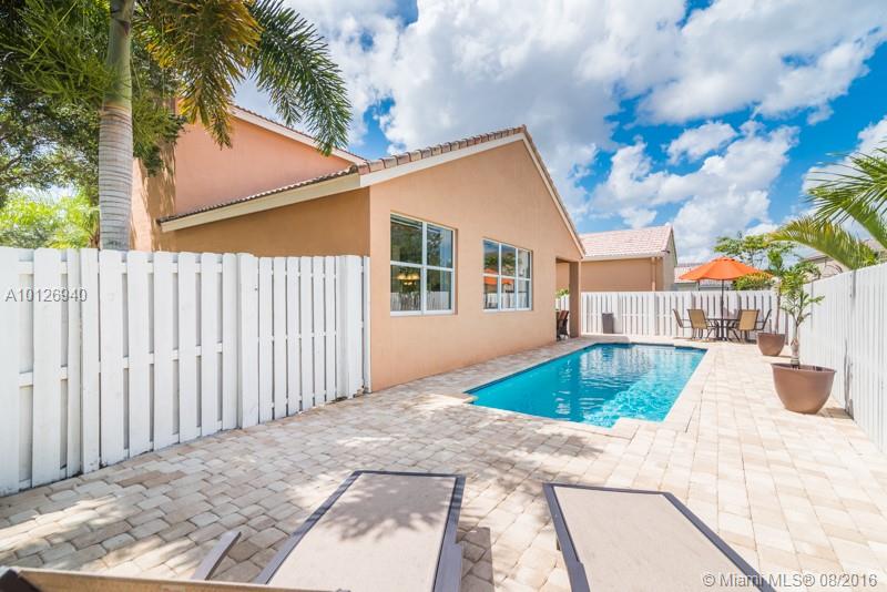 Savannah Falls - Residential