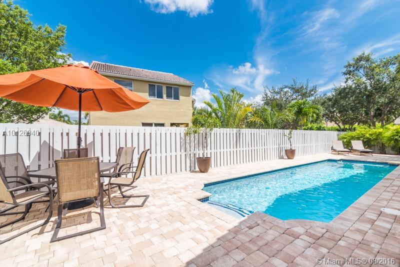 Savannah Falls - Residential