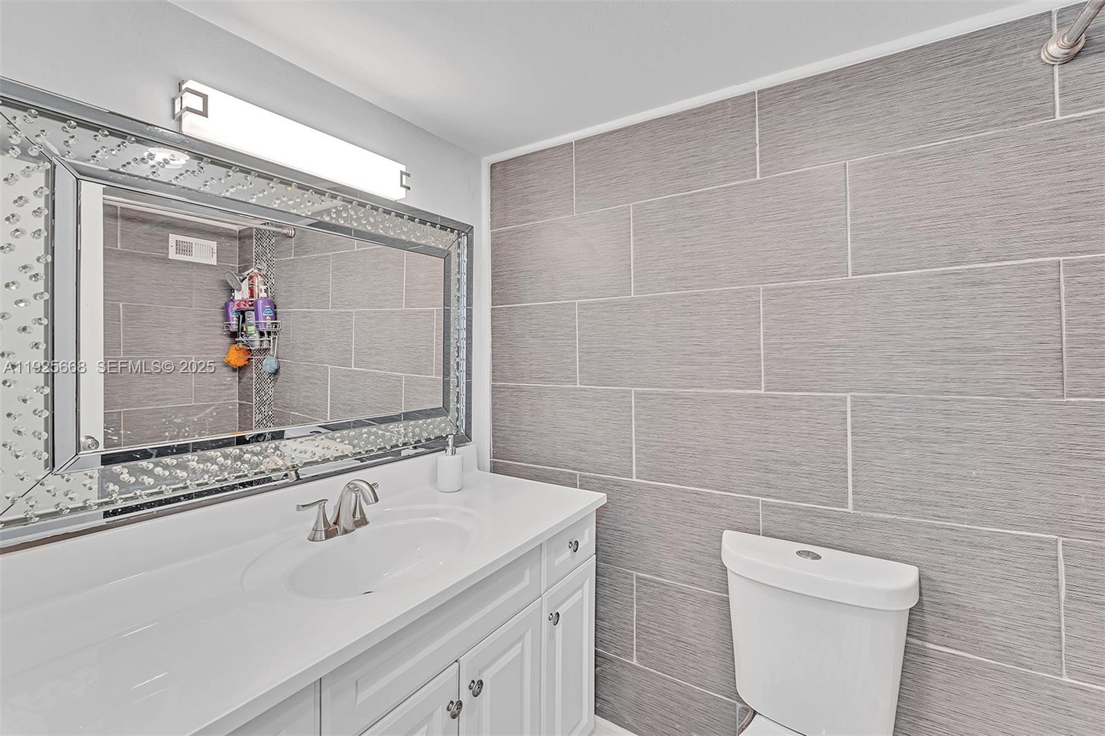 GOLDEN ISLES YACHT CLUB C - Residential