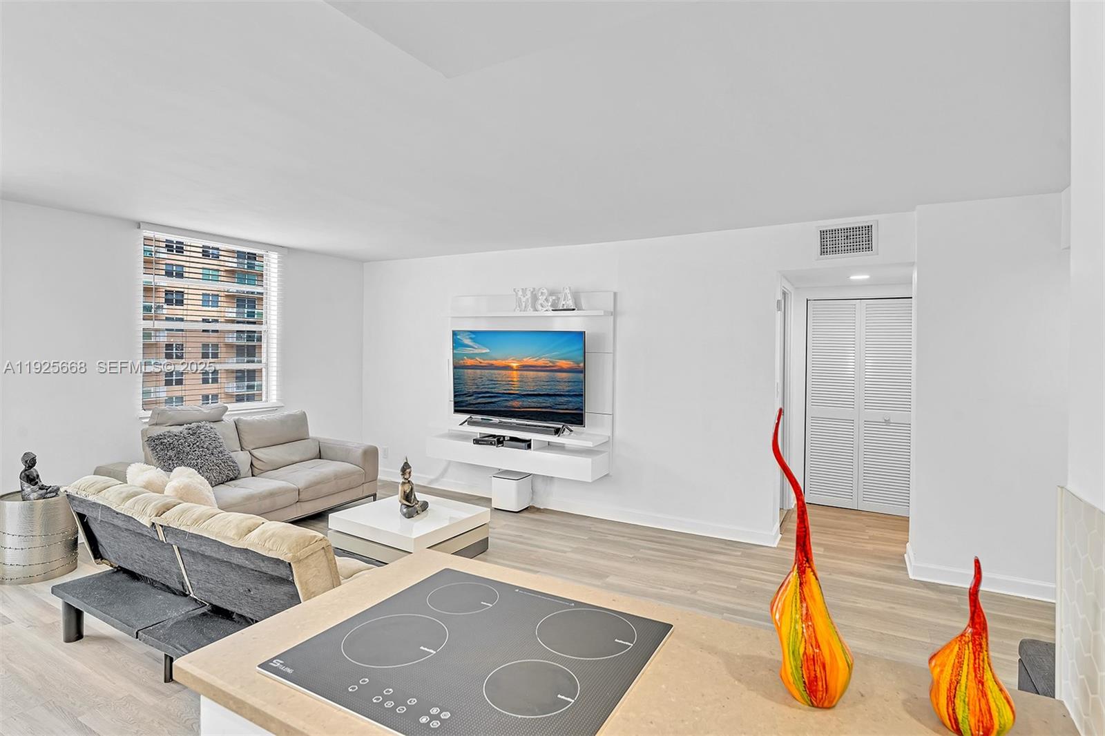 GOLDEN ISLES YACHT CLUB C - Residential