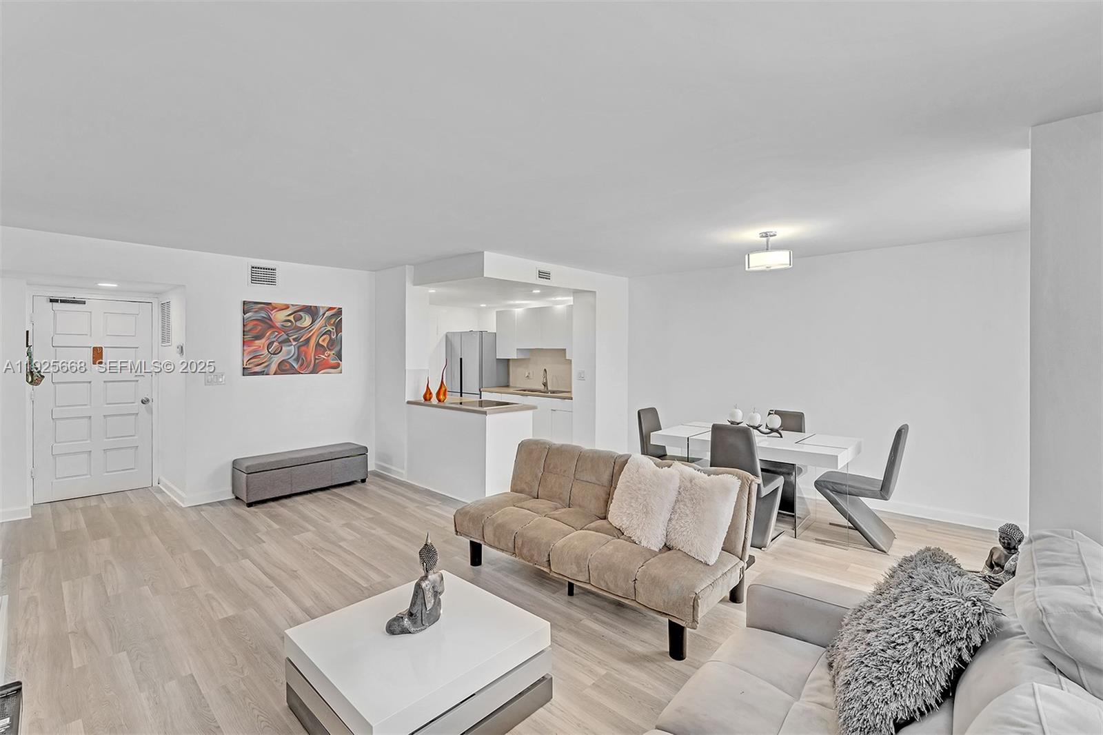 GOLDEN ISLES YACHT CLUB C - Residential