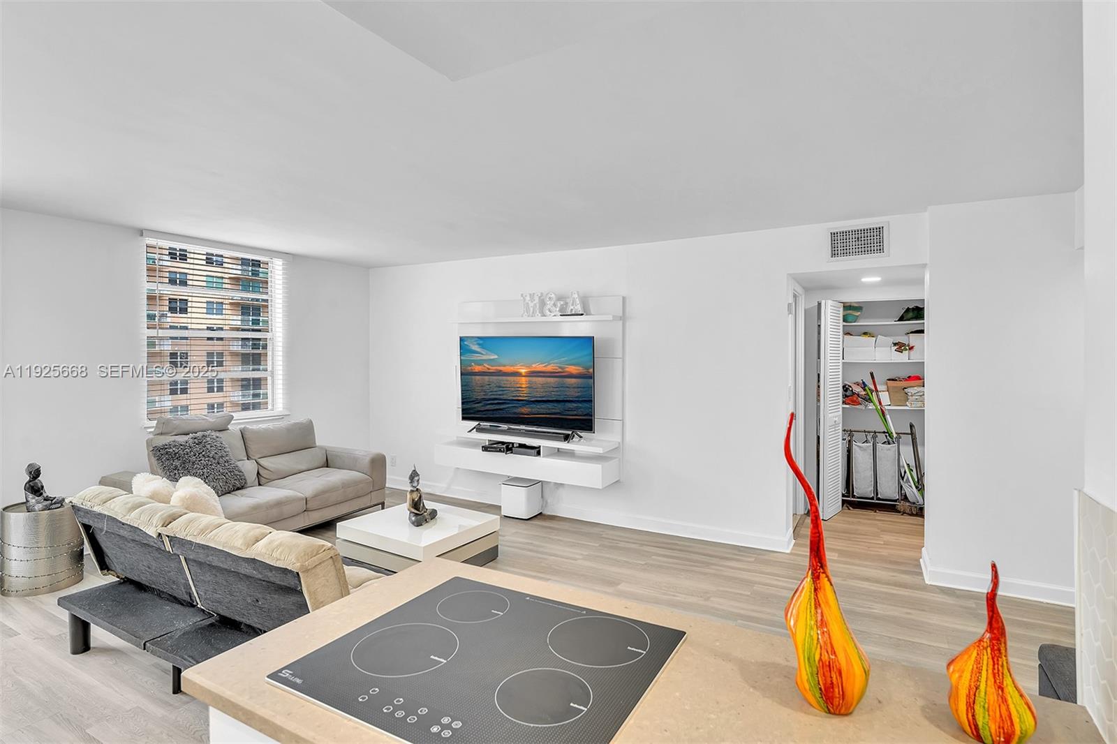 GOLDEN ISLES YACHT CLUB C - Residential