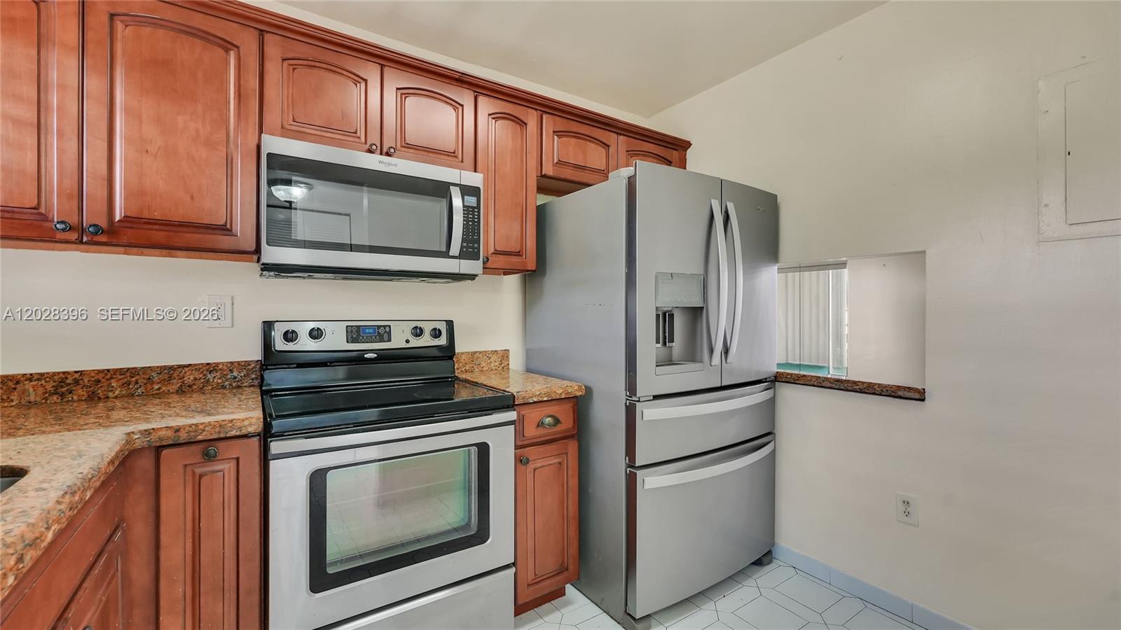 2811 N Pine Island Rd 302