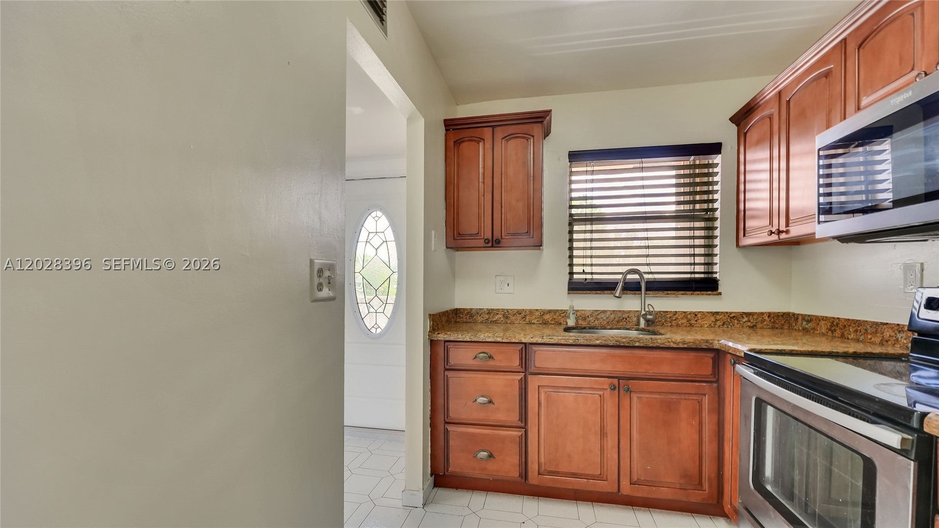 View photos, virtual tours, details... 2811 N Pine Island Rd 302