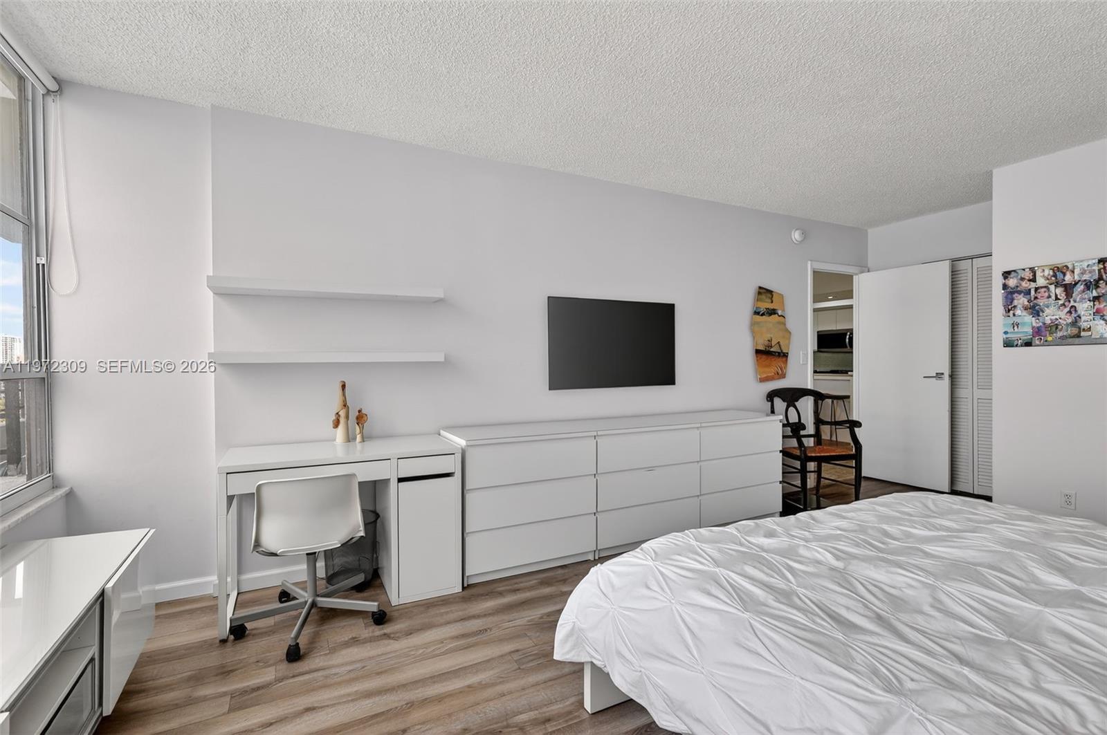 OLYMPUS CONDO PHASE - Residential