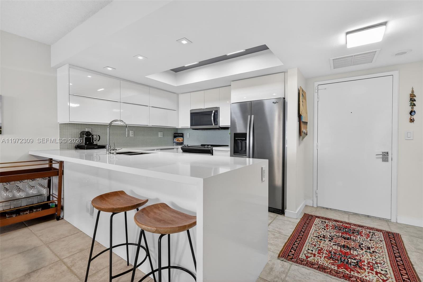 OLYMPUS CONDO PHASE - Residential