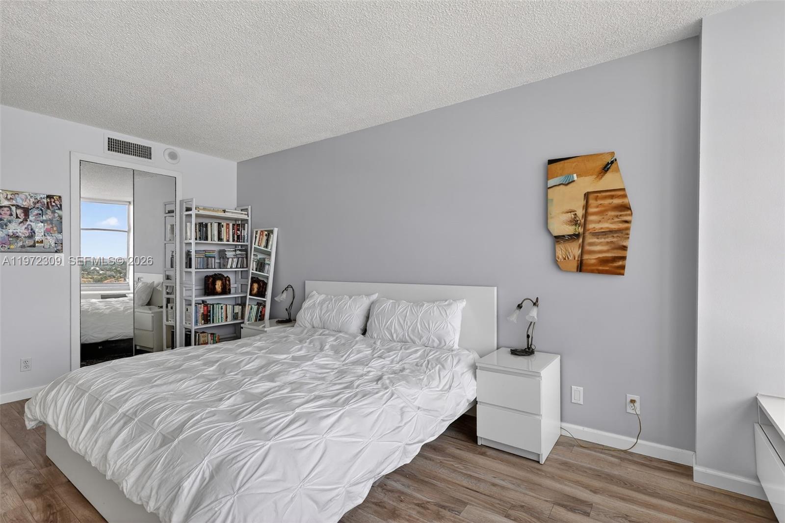 OLYMPUS CONDO PHASE - Residential