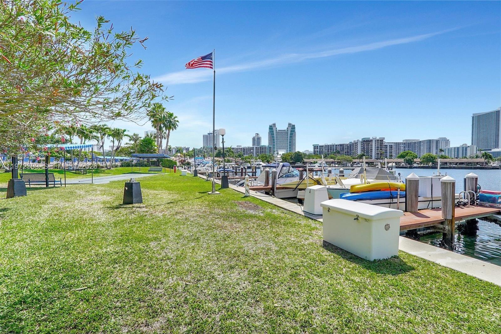 OLYMPUS CONDO PHASE - Residential