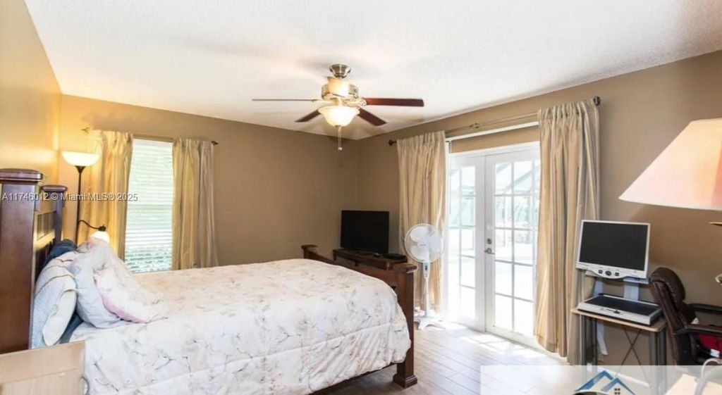 Photo of 14 Dunbar Rd #14, Palm Beach Gardens, FL 33418 (MLS # A11746012)