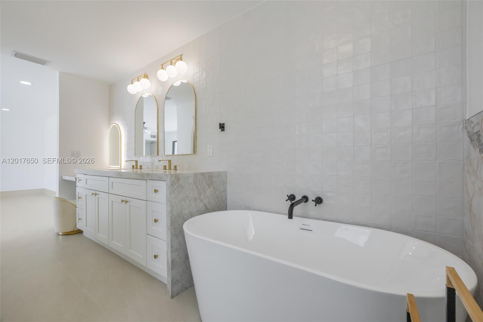 CORAL WAY ESTATES - Residential