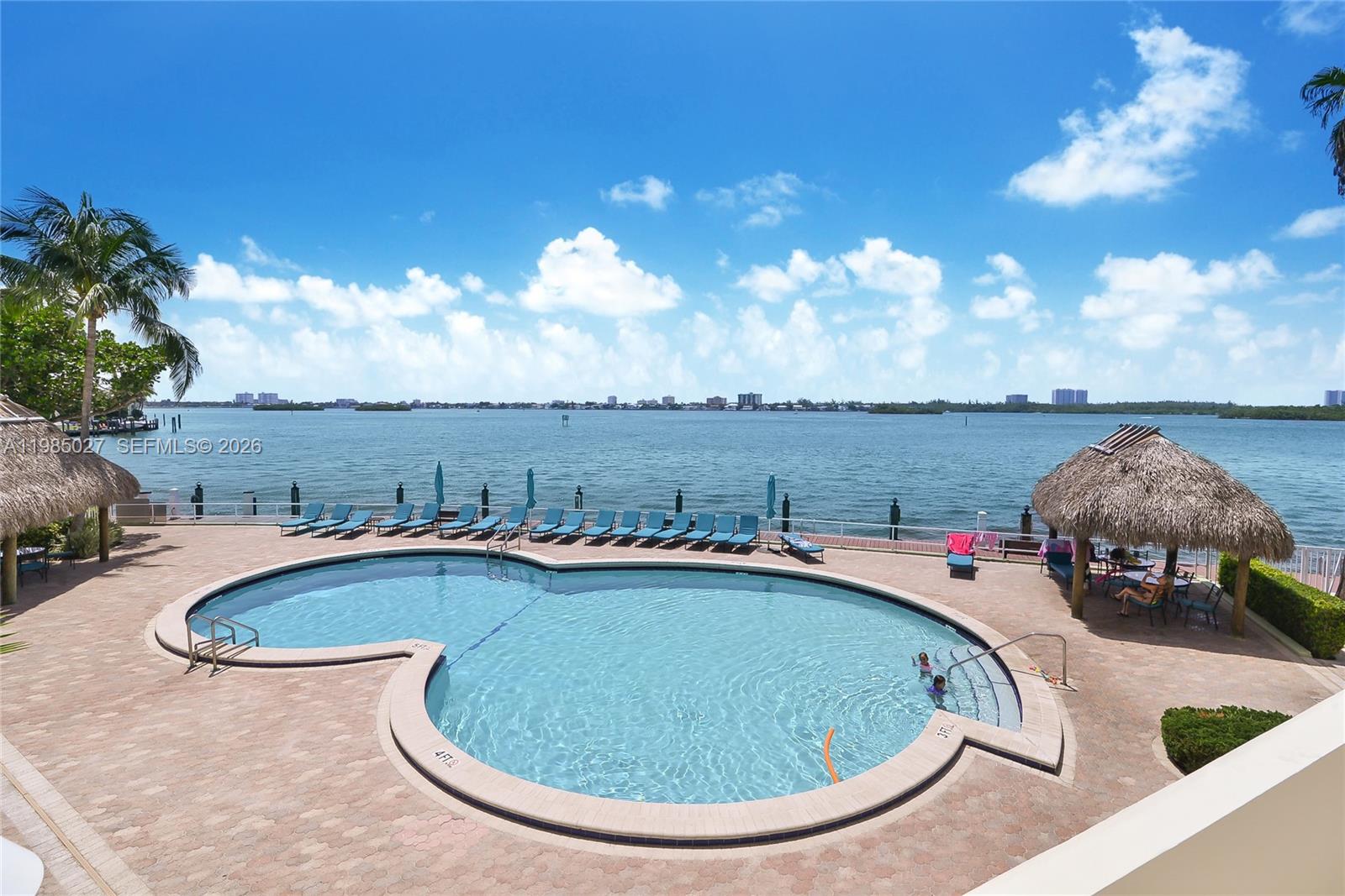 ISLAND POINTE CONDO - Residential Lease