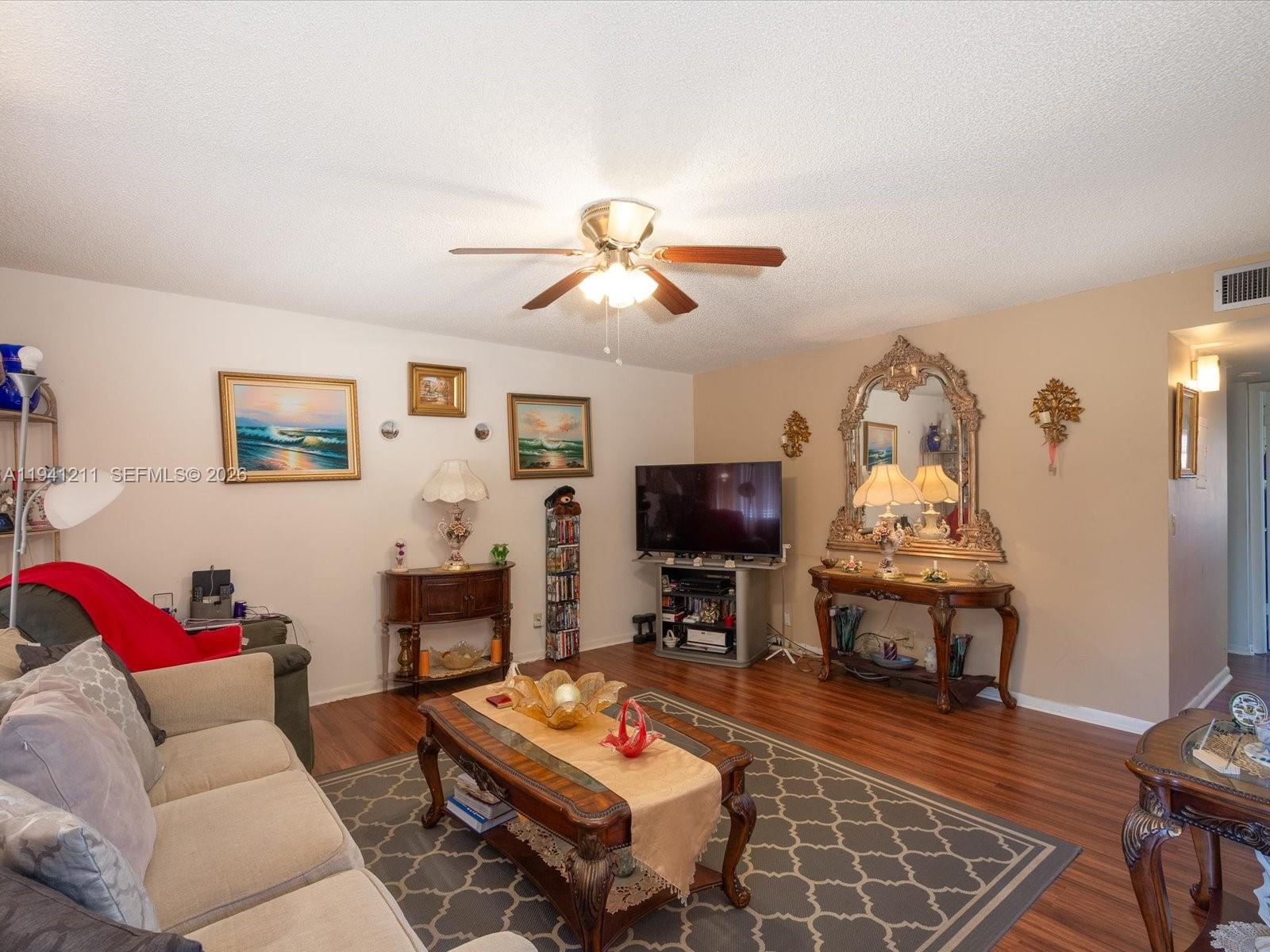 KINGS POINT CAPRI CONDOS - Residential