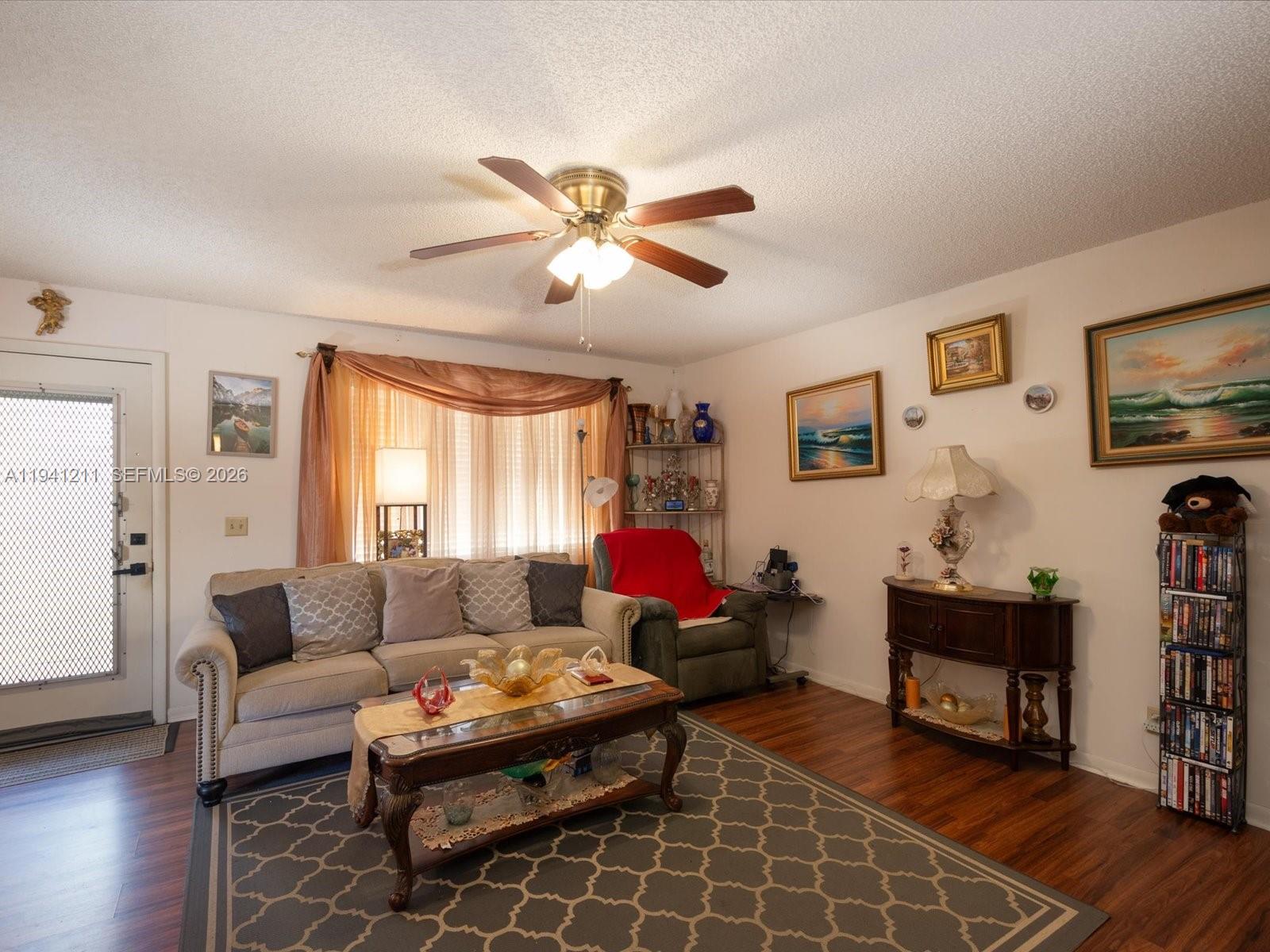 KINGS POINT CAPRI CONDOS - Residential