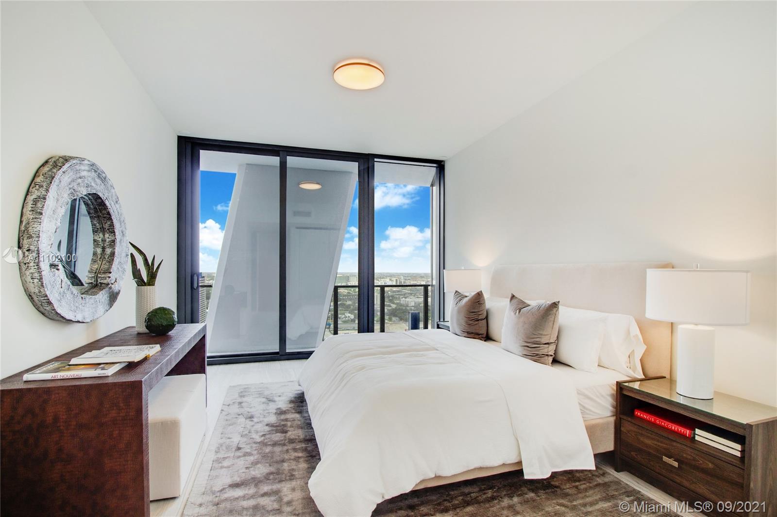 ONE THOUSAND MUSEUM CONDO - Residential