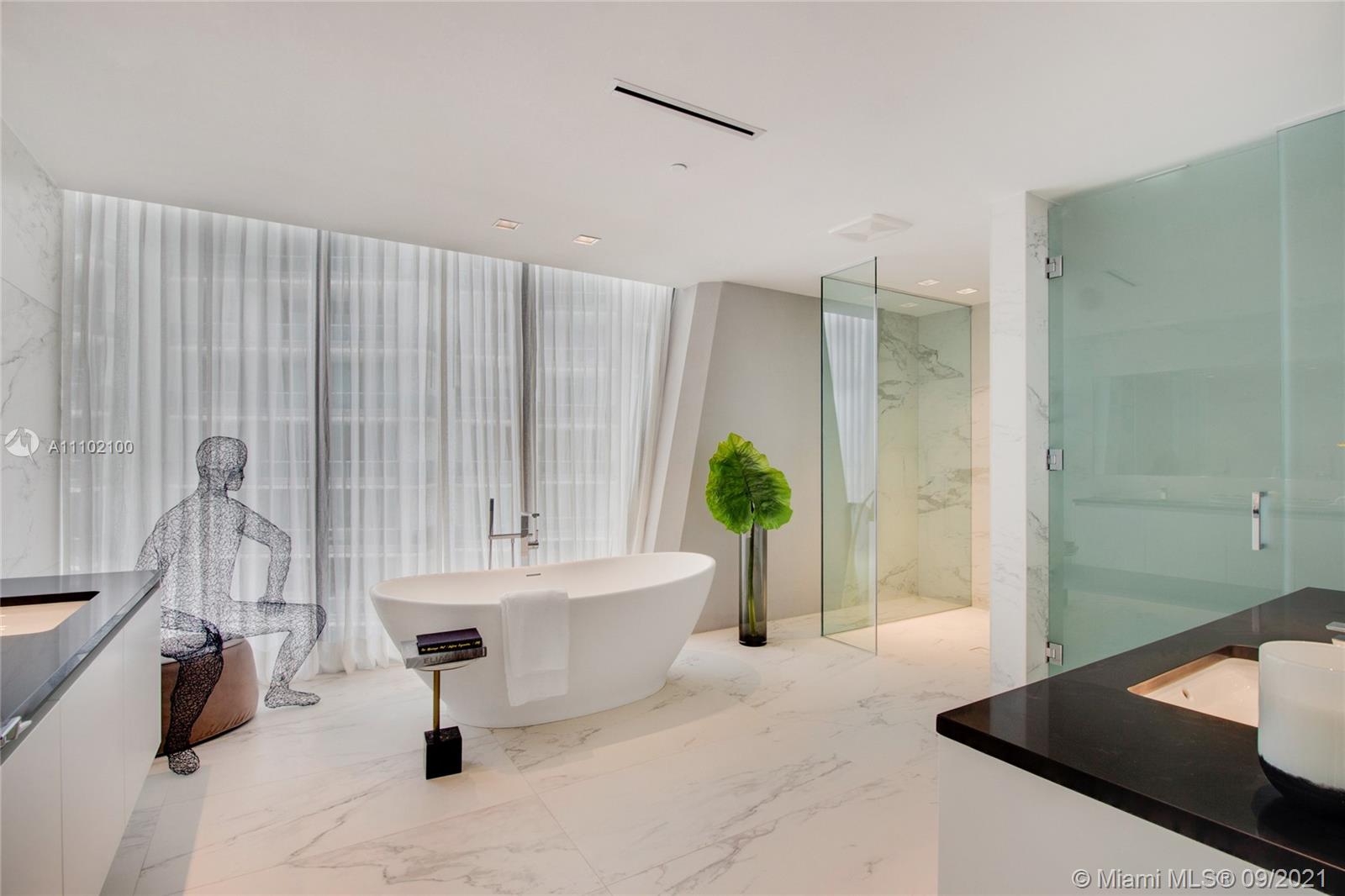 ONE THOUSAND MUSEUM CONDO - Residential