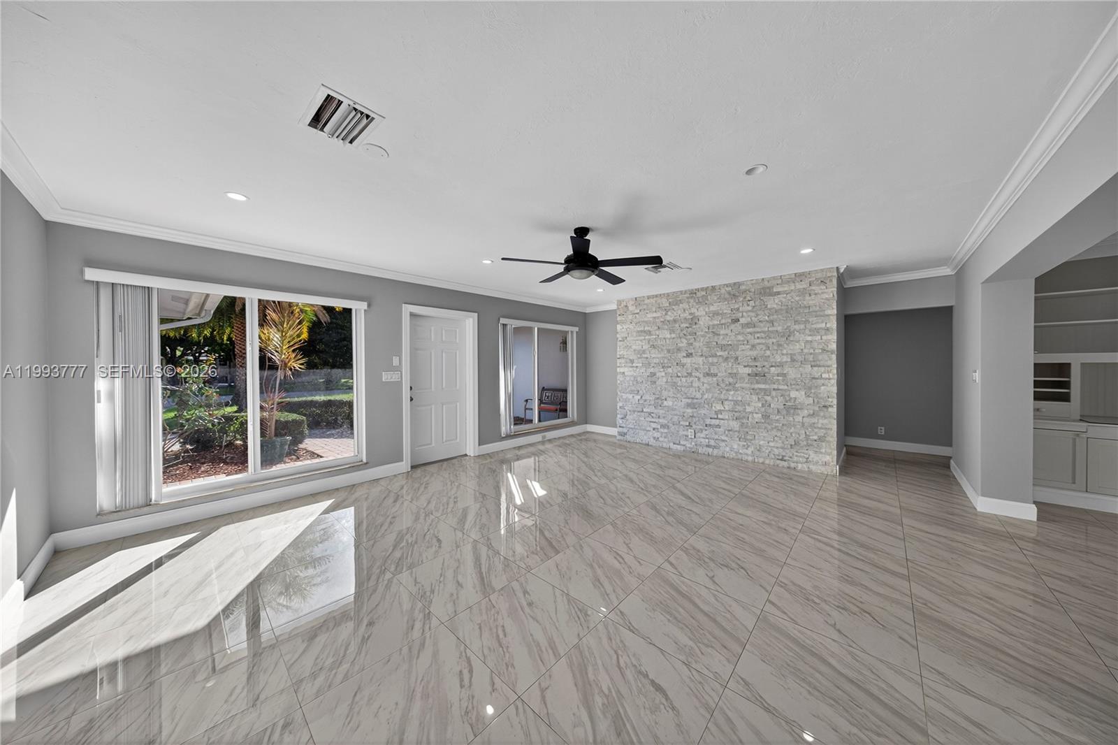 CORAL SHORES AMEND PLAT - Residential Lease