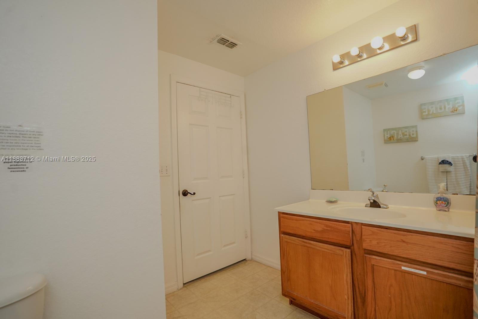 VENETIAN BAY VILLAGES COND - Residential Lease