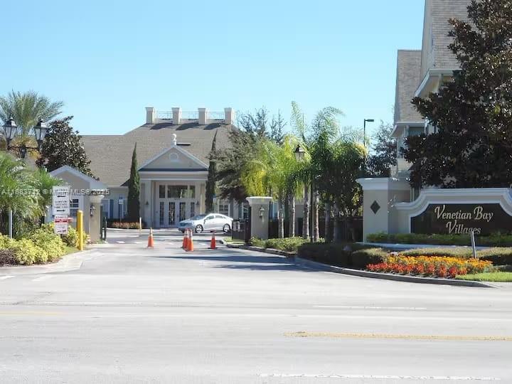VENETIAN BAY VILLAGES COND - Residential Lease