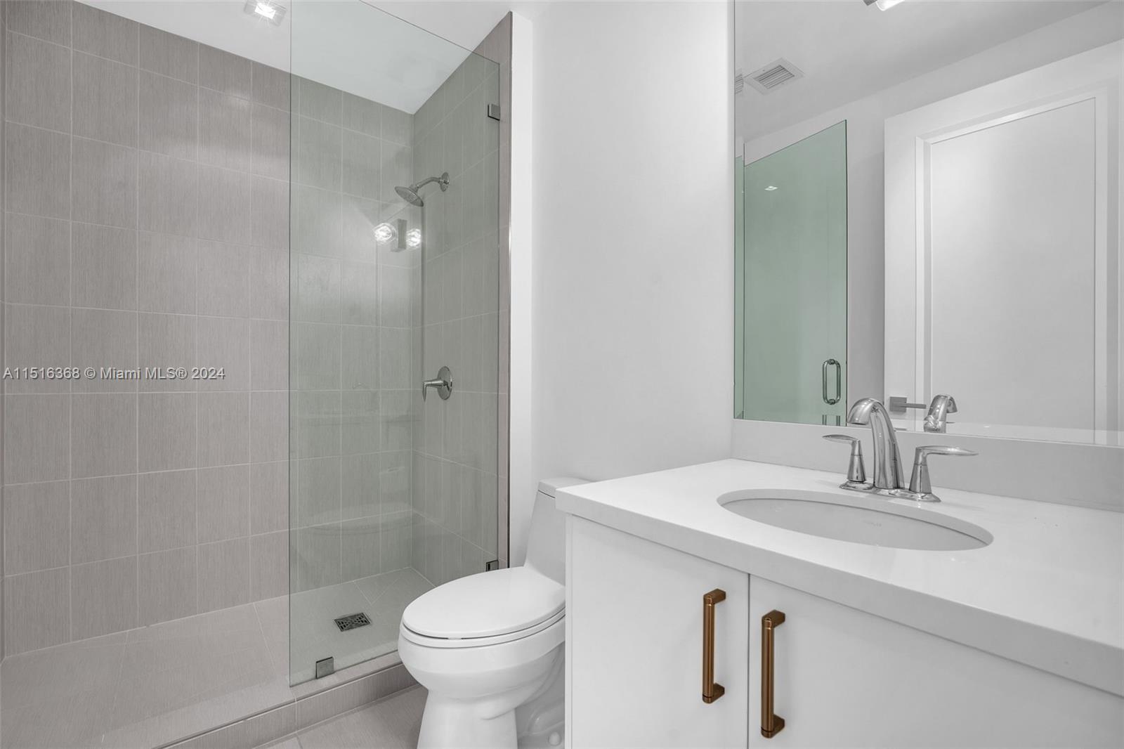 17749 COLLINS AVENUE COND - Residential