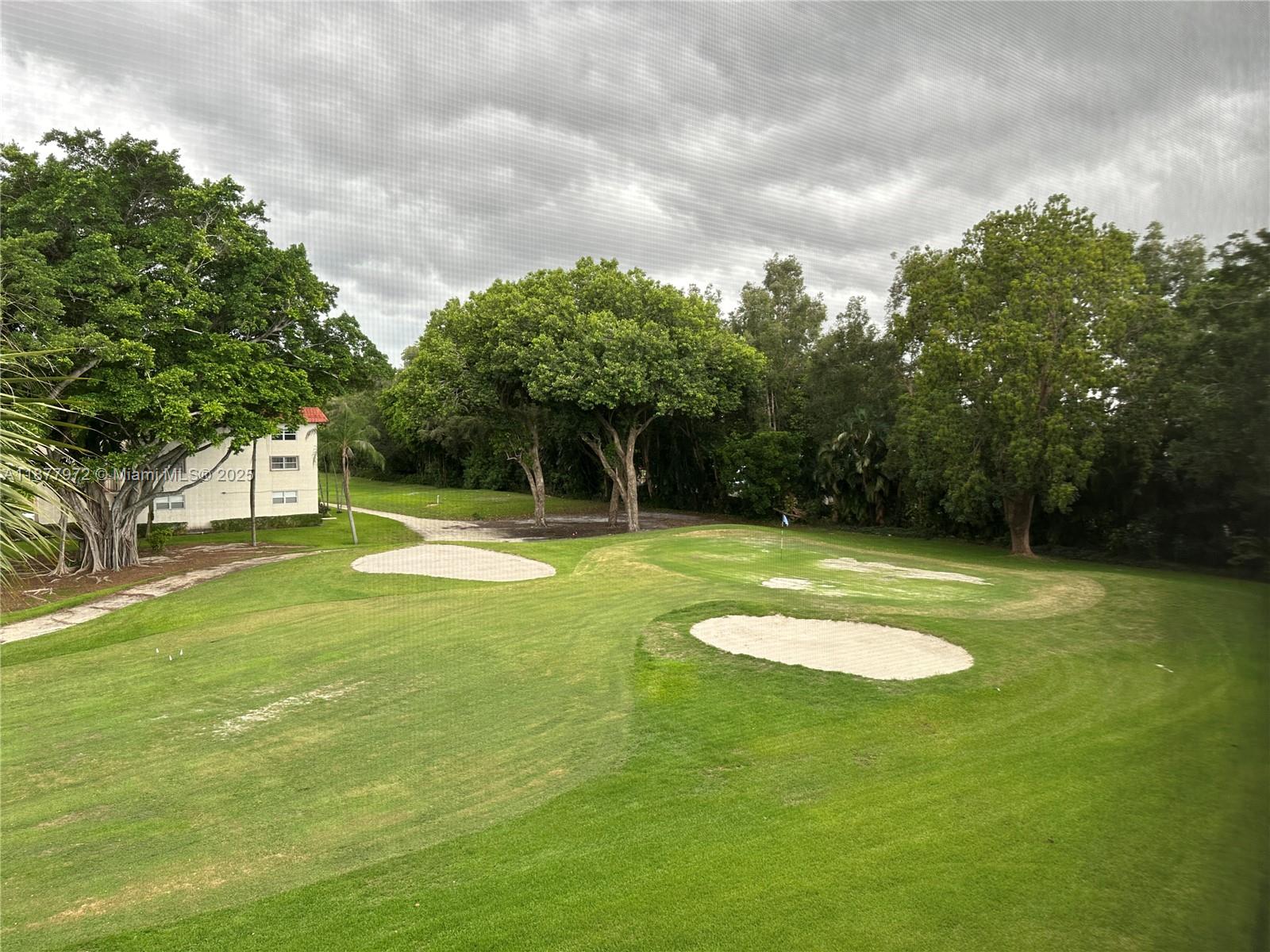 HOLLYBROOK GOLF AND - Residential