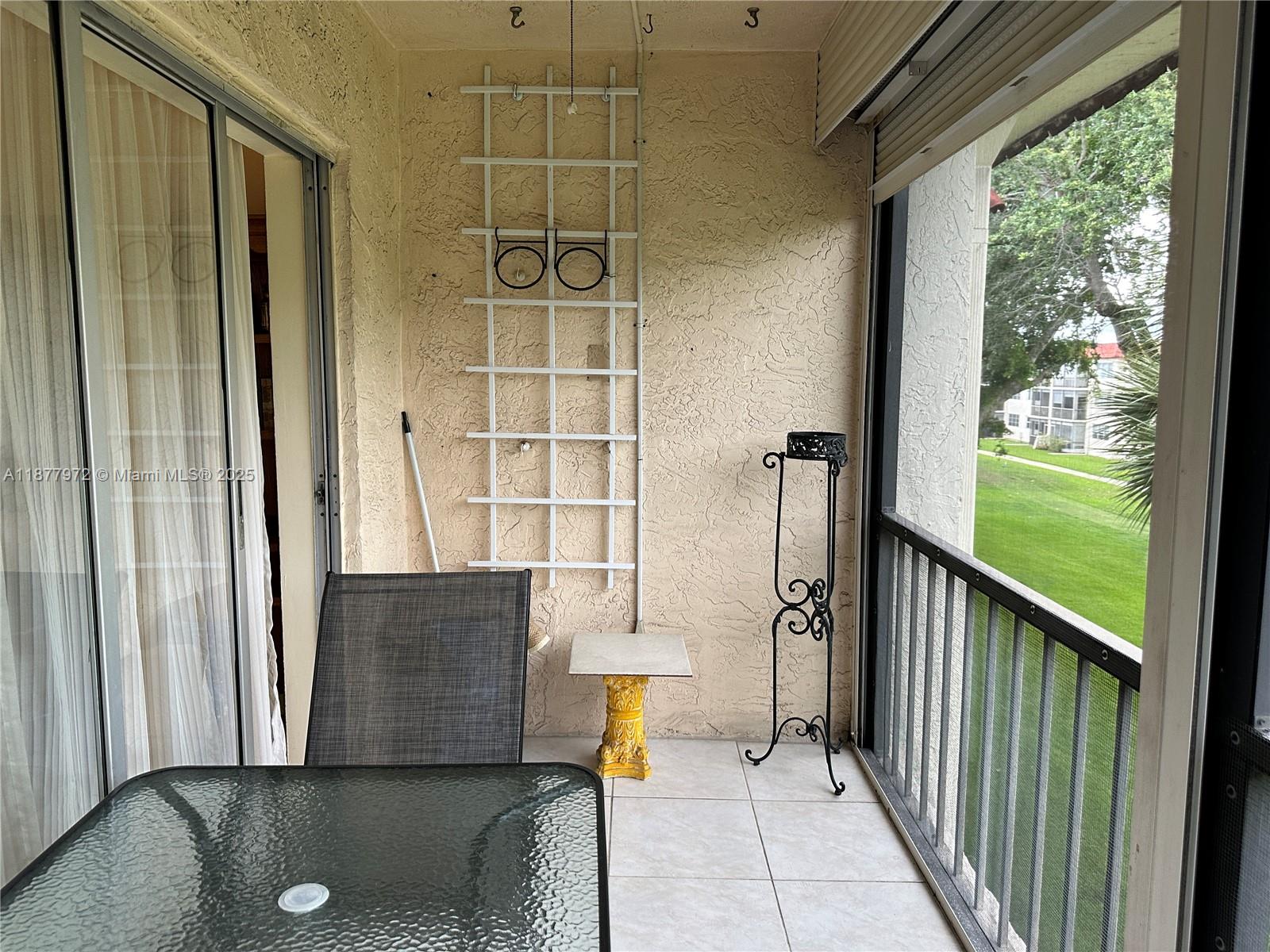HOLLYBROOK GOLF AND - Residential