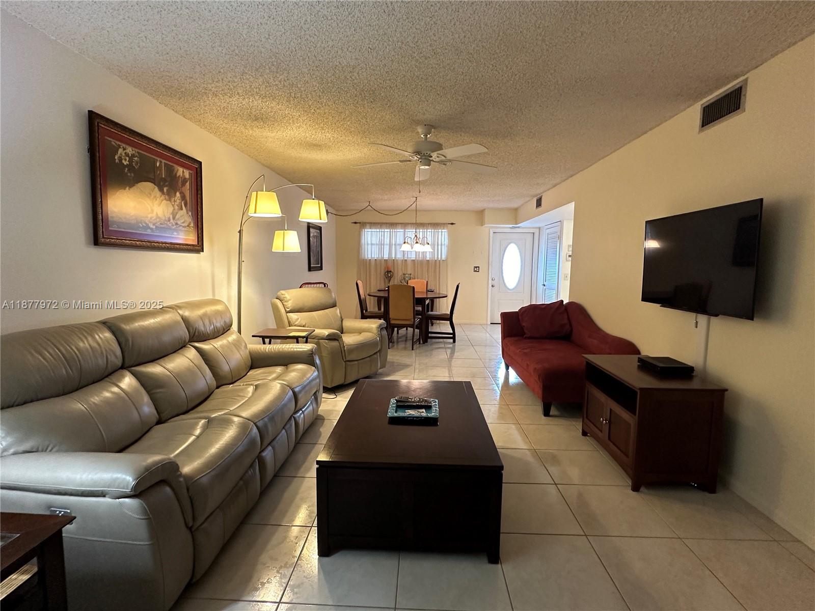 HOLLYBROOK GOLF AND - Residential
