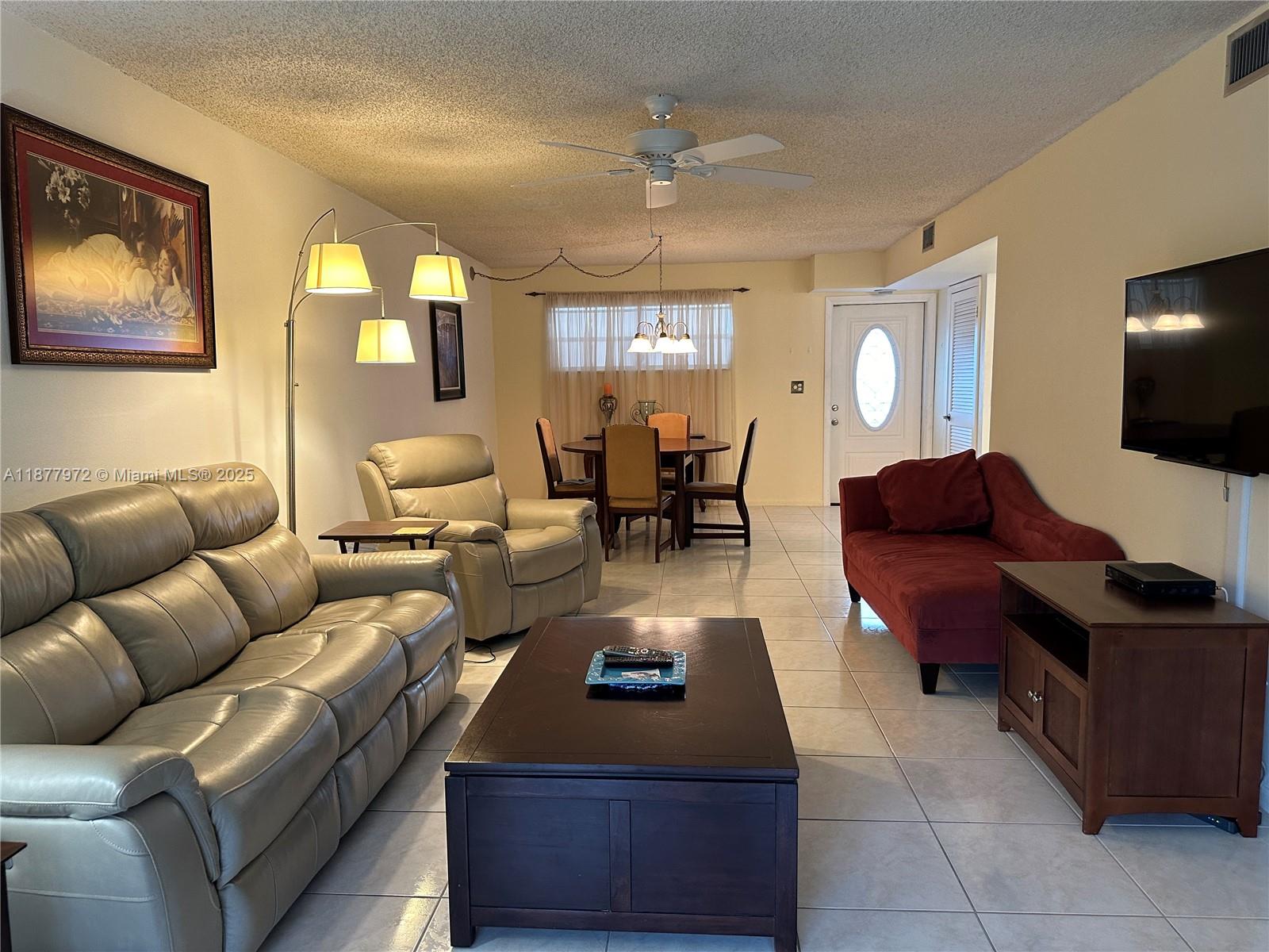 HOLLYBROOK GOLF AND - Residential