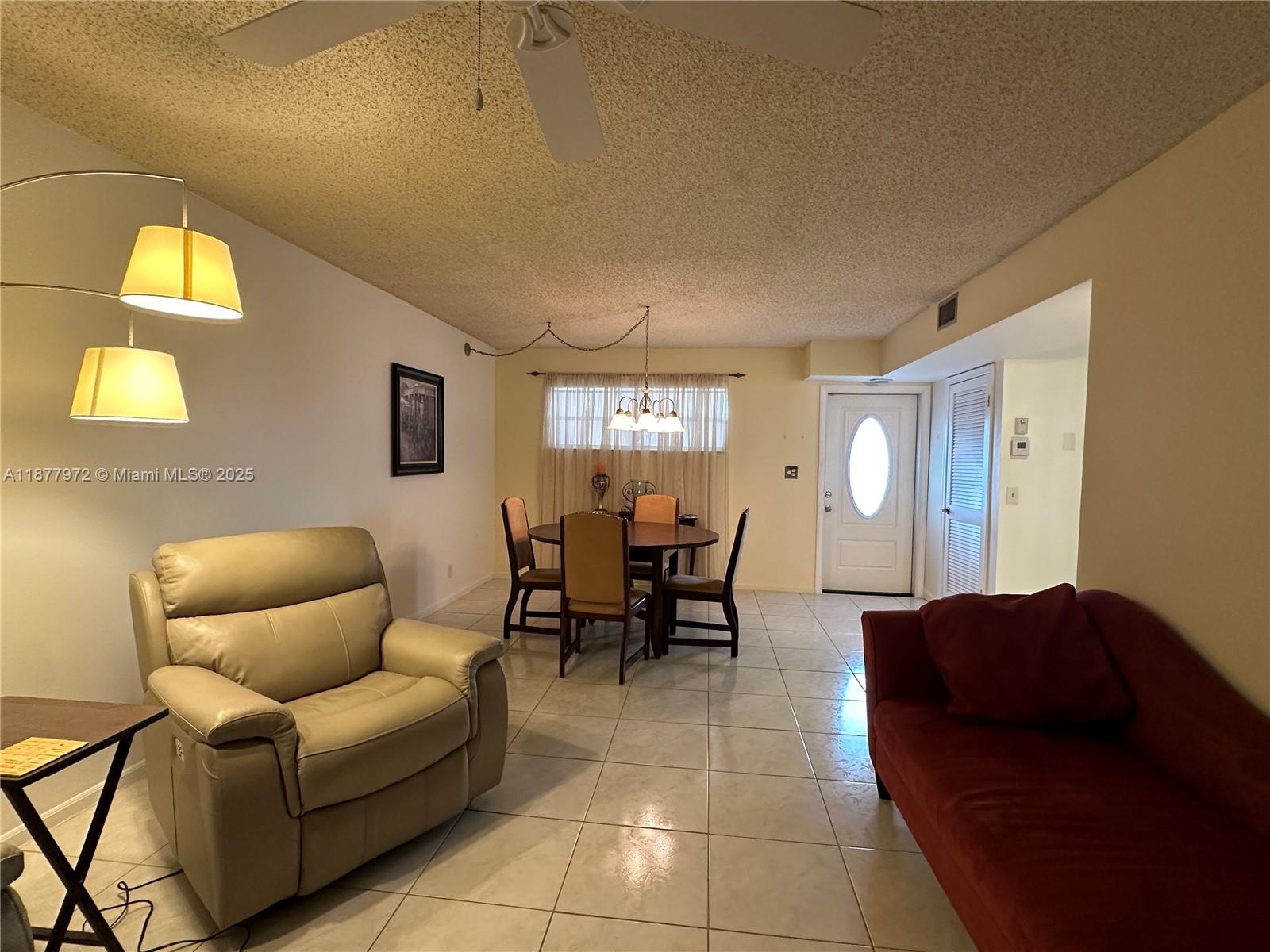 HOLLYBROOK GOLF AND - Residential