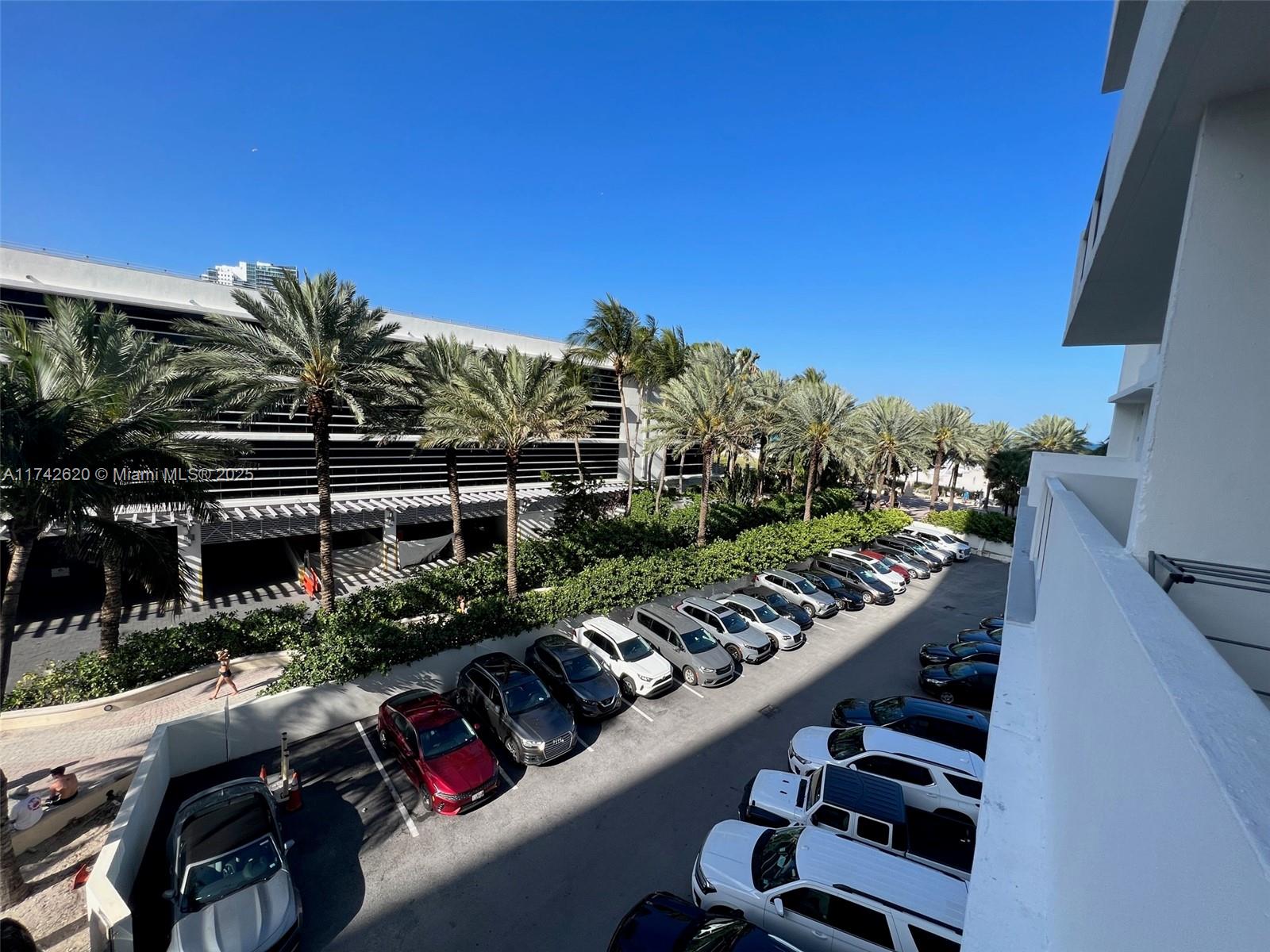 Rental Property at 100 Lincoln Rd 343, Miami Beach, Miami-Dade County, Florida - Bedrooms: 2 
Bathrooms: 1  - $3,200 MO.