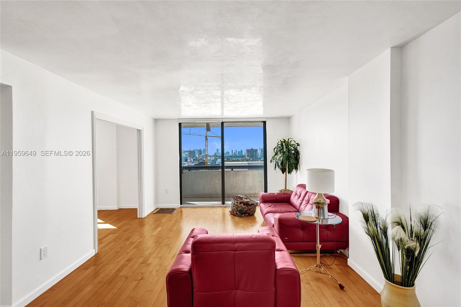 1775 Washington Ave PH-4