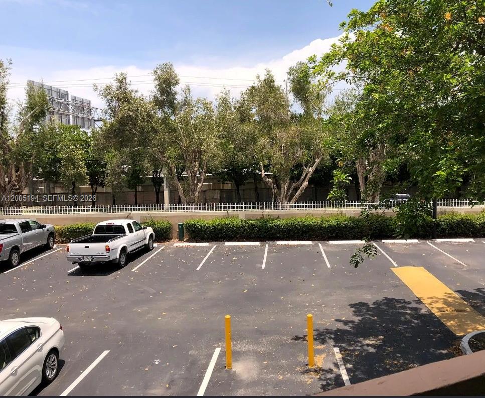 KINGS CREEK SO CONDO - Residential