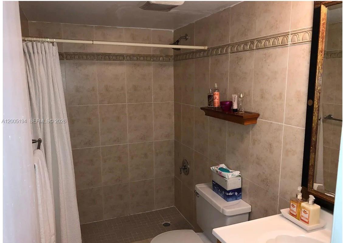 KINGS CREEK SO CONDO - Residential