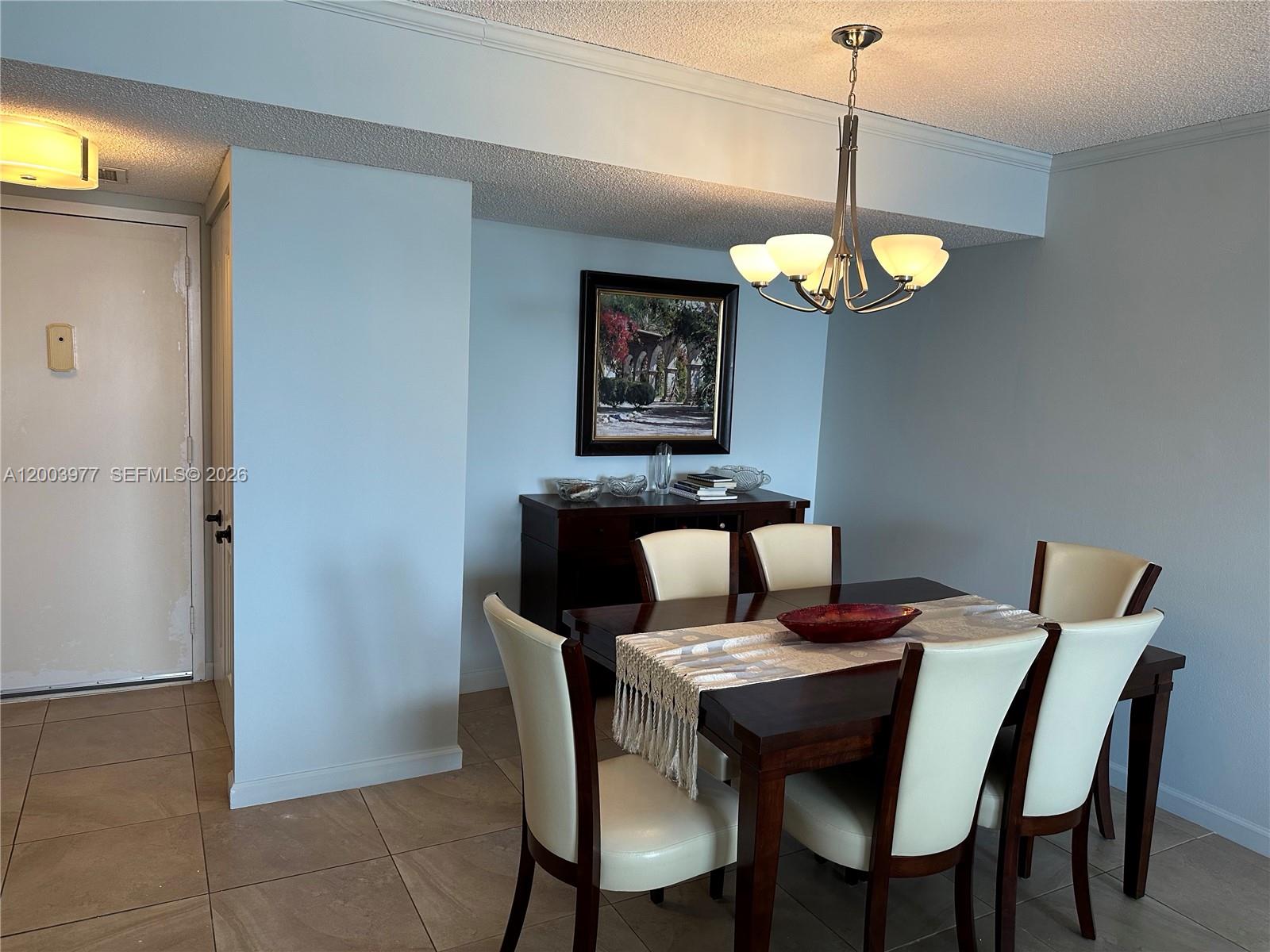 427 Golden Isles Dr 14E