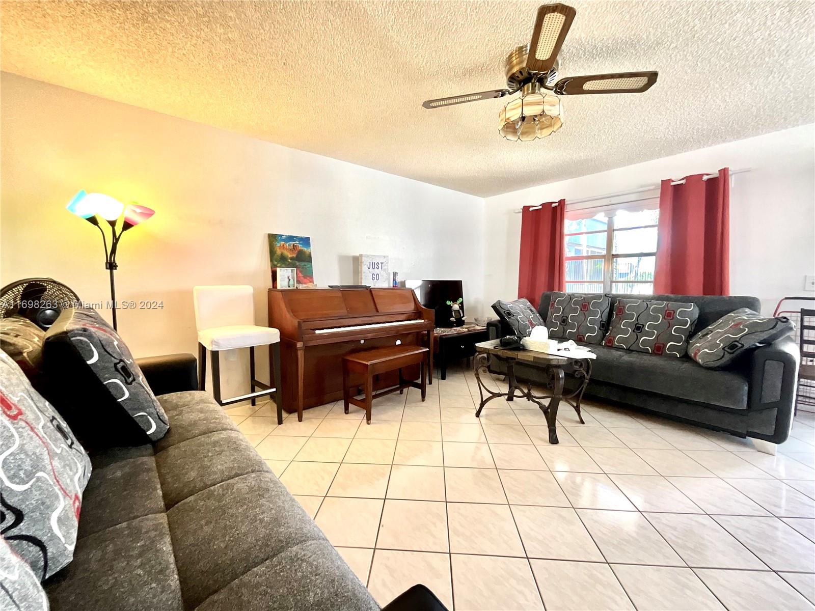 KINGS POINT BURGUNDY COND - Residential