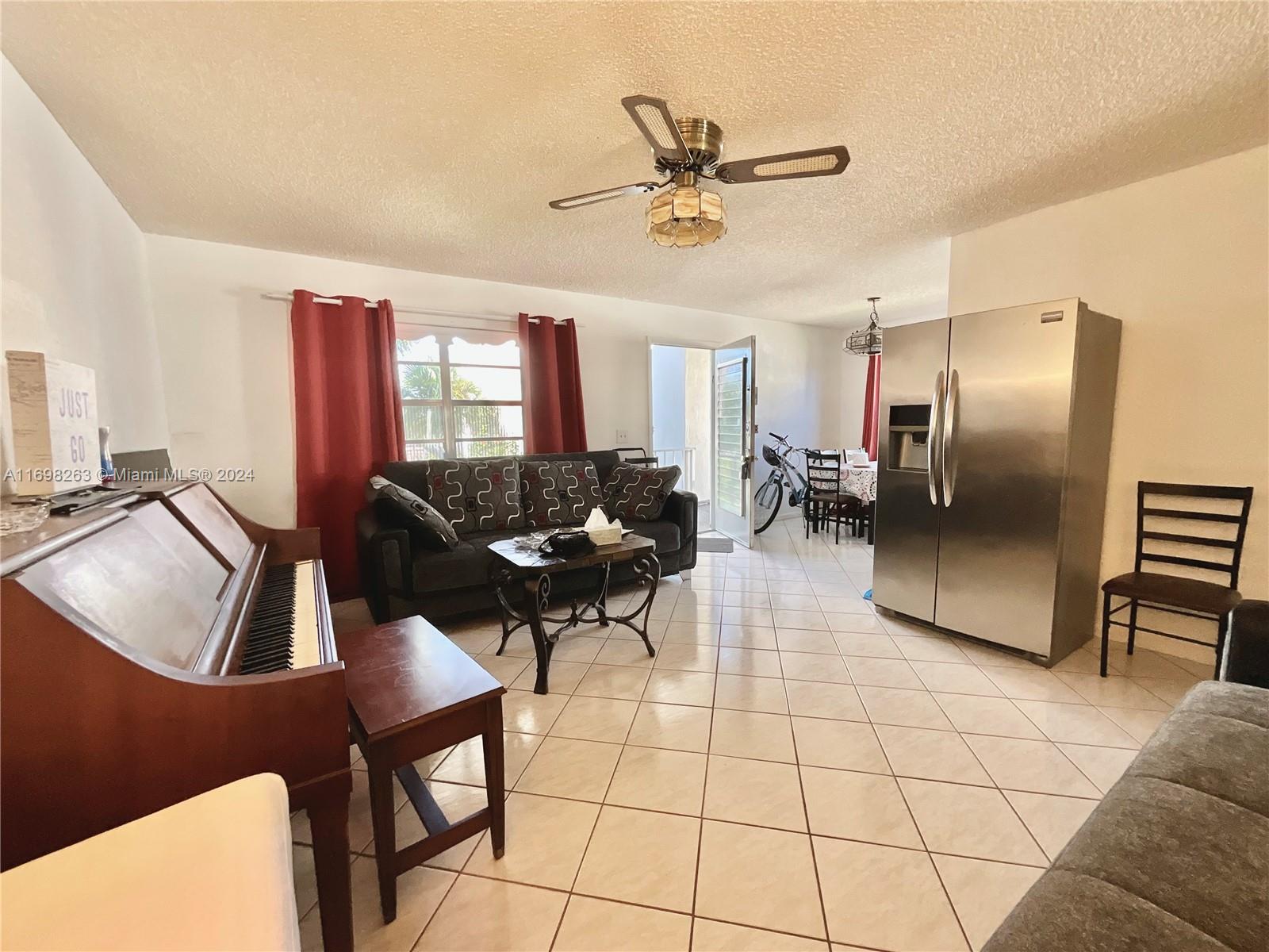 KINGS POINT BURGUNDY COND - Residential