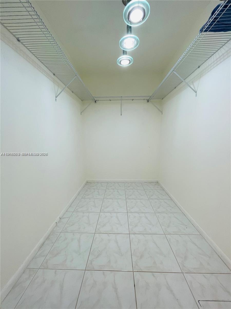 LAKES OF CARRIAGE HILLS - Residential